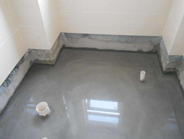 樓上衛(wèi)生間漏水到樓下客廳墻面_在樓下如何做防水補漏施工處理？